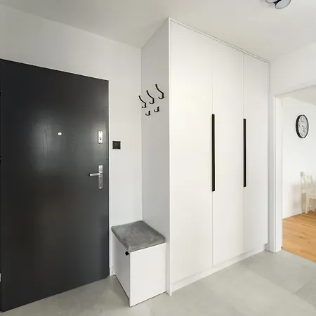 Stawy Brustmana Homly By Bookinghost * ワルシャワ