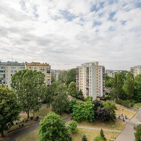 Stawy Brustmana Homly By Bookinghost アパート