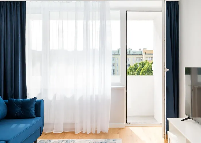 Stawy Brustmana Homly By Bookinghost Daire Varşova